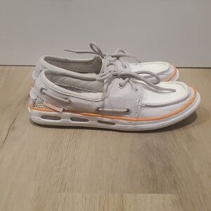 Columbia Women's Canvas Boat Shoes. Size 6. Pre-owned.